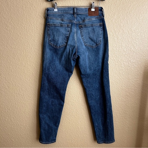 Abercrombie & Fitch Athletic Slim Stretch Jeans - Picture 2 of 11